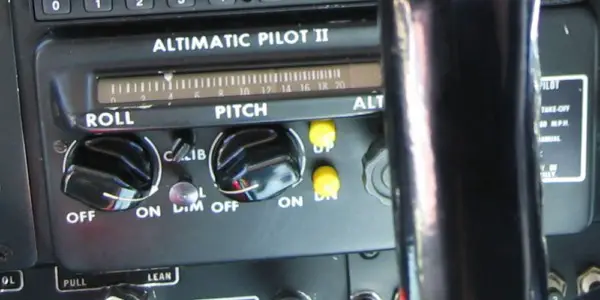 Análisis del piloto automático Raymarine Smartpilot ST6001