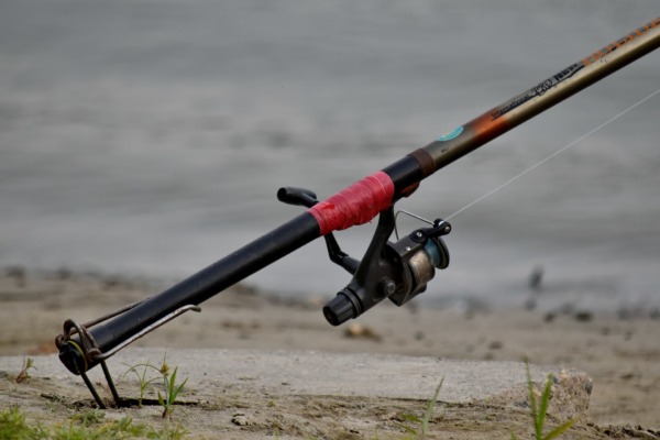 ¿Son mejores las cañas de pescar más largas?